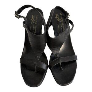 Donald J Pliner Black Leather T-Strap Sandals – Size 6.5